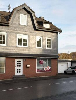 Vielseitiges Mehrfamilienhaus mit durchdachter Raumaufteilung und Nutzkeller - Alsdorf (Landkreis Altenkirchen (Westerwald))