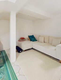 Fakt ist: Wer ganz oben wohnt, hat keinen mehr über sich - Kassel