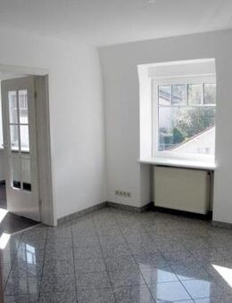 Stilvolle Maisonette-Wohnung im Herzen von Baden-Baden - Modernisierte Altbauperle mit Balkon - Baden-Baden