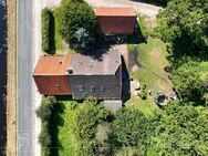 Landhaus mit zwei Wohneinheiten und Doppelgarage - Großefehn