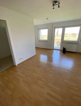 Freundliche, helle 1-Zimmer-Wohnung mit Aussicht - Schwäbisch Gmünd