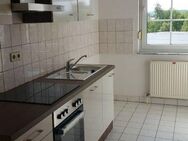 Mit der Familie? Mit den Freunden? WG geeignete neu sanierte Wohnung mit Aufzug sucht neue Mieter - Chemnitz