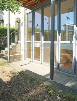 Wunderschöne 2 Raum Maisonette-Whg. mit sonniger Terrasse und kleinem Wohnungsgarten - Dresden