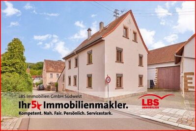 2 Häuser ein Preis, ehem. Landwirtschaftliches Anwesen mit Scheune und großem Garten!