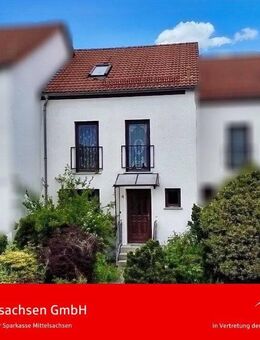 Solides Reihenhaus mit Garten und Balkon - Altmittweida