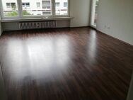 4 Zimmer mit Loggia in schöner Wohnsiedlung - Velbert