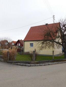 Vermietetes , kleines Haus in Großaitingen auf großem Grundstück. - Großaitingen