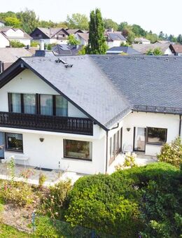 Großzügiges Ein-/Zweifamilienhaus in Hadamar mit Garage und Garten - Hadamar
