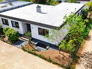 PROVISIONSFREI: Erstbezug nach Kernsanierung - 206?m² Bungalow, Garten & Garage. Sofort frei! - Memmelsdorf