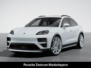 Porsche Macan, Turbo | Hinterachslenkung | |, Jahr 2022 - Plattling