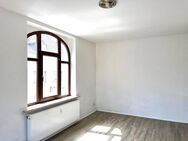 Sanierte, helle 2-Raum-Wohnung im Zentrum von Meerane – sofort bezugsbereit - Meerane