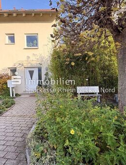 Mehr als Wohnen - stilvolle 3,5-Zimmer-Wohnung mit besonderem Extra - Ilvesheim