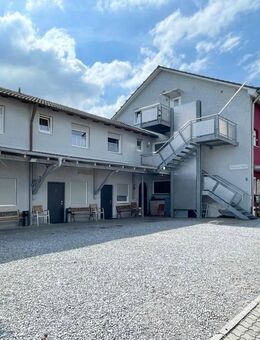 TOP-Preis: schickes 200qm-Haus zur Eigennutzung + 2 Einlieger Whg. und Gästehaus mit 14.300 Euro Mieteinnahmen pro Monat! - Bad Abbach