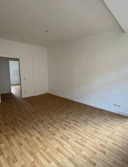 Nachmieter werden! Geräumige 3-Zimmer-Wohnung mit 2 Balkonen! - Magdeburg