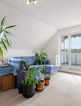 Hell und gemütlich! 2,5-Zimmer-Dachgeschoss-Wohnung in ruhiger Wohnlage von Senden - Senden (Bayern)