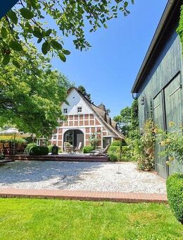Reetdachhaus mit Scheune, Sauna und Photovoltaik in Feldlage - Oederquart