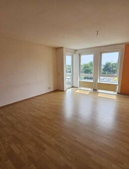 Exklusive 2-Zimmer-Wohnung in Toplage inkl. 2 Balkone - Schönebeck (Elbe)