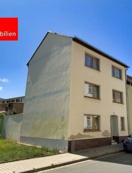 Einfamilienhaus mit Einliegerwohnung in zentraler Lage - Schmölln