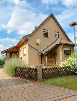 Familienidyll mit Pool und großem Garten in Niegripp / Willkommen in Ihrem Traumhaus - Burg (Sachsen-Anhalt)