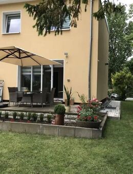 Exklusives Doppelhaus am Tempelhofer Feld - Luxussaniert und Renditestark - Berlin