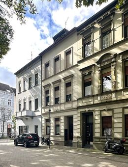 Attraktive Kapitalanlage: Mehrfamilienhaus mit Gestaltungsmöglichkeiten und solider Vermietung - Krefeld