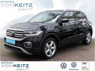 VW T-Cross, 1.0 TSI STYLE, Jahr 2023 - Solingen (Klingenstadt)