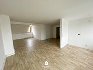 Große 5-Raumwohnung mit Balkon in Zwötzen - Gera