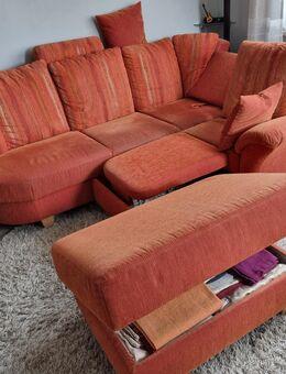 5-sitziges Ecksofa mit ausziehbarem Hocker und Aufklapp-Hocker - Mönkeberg