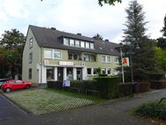 Bonn Alt-Tannenbusch. renovierte 2 ZKB am Paulusplatz - Bonn