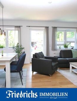 Moderne Erdgeschosswohnung mit Einbauküche und Gartenterrasse in Wiefelstede / Zentrum - Wiefelstede