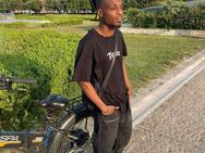 Afrikaner, junger Junge mit BBC sucht sie oder ein Paar - Magdeburg
