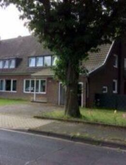 Doppelhaushälfte in bester Lage mit direktem Rheinblick auf Düsseldorf - Neuss