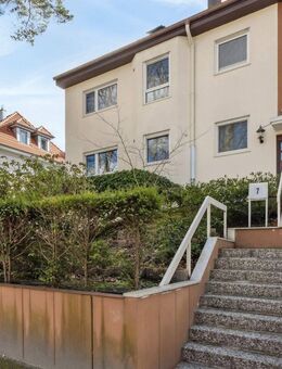Maisonettewohnung mit eigenem Gartenanteil und Terrasse - Berlin