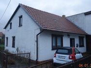 Einfamilienwohnhaus mit Grundstück und Nebengebäuden - Wutha-Farnroda