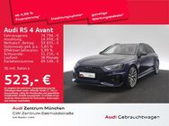 Audi RS4, Avant Essentials 280kmH, Jahr 2022 - München