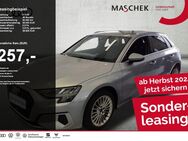 Audi A3, Sportback Advanced 35 TFSI Parkassis, Jahr 2023 - Wackersdorf