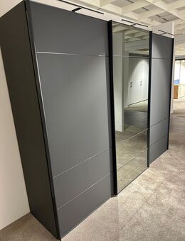 Schwebetürenschrank Vito Navito - Wuppertal
