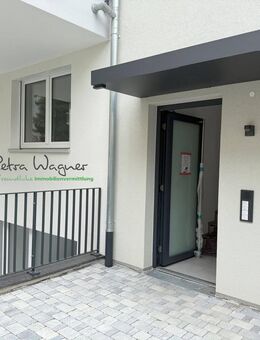 Cool, kompakt, clever - 1-Zimmer mit Terrasse in Top-Lage. Ideal für Ihren studierenden Nachwuchs - Freiburg (Breisgau)