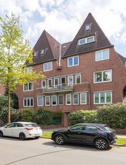 Gepflegtes Mehrfamilienhaus mit 11 Wohneinheiten in Langenhorn - Hamburg