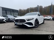 Mercedes A 200, Kompaktlimousine Night SpurW S-Sitz, Jahr 2024 - Überlingen