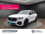 VW Touareg, 4.0 TDI V8 R-Line Black Style, Jahr 2020 - Burgwald