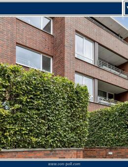 Lichtdurchflutete Dachgeschosswohnung mit 2 Balkonen und Tiefgaragenplatz - Bremen