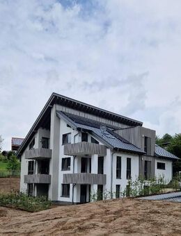 Neubauwohnung mit Einbauküche und Terrasse - Windeck