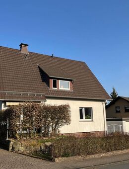 Charmantes Einfamilienhaus - Ruhig gelegen, bereit für neue Ideen - Bad Driburg