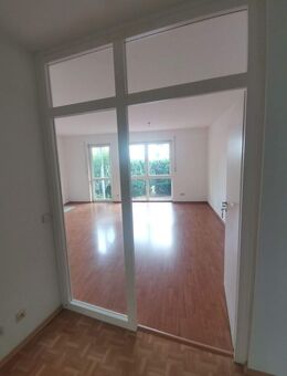 bezugsfreie 3-Zi-ETW Leipzig Wahren – Bj 1997, Tiefgaragenstellplatz, Fußbodenheizung, Südterasse, Aussenjalousien, Traumlage ruhig und grün - Leipzig