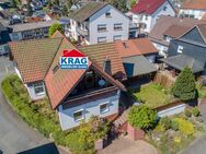 ++ KRAG Immobilien ++ Wallau: Wohnhaus mit Charme, Balkon, Wintergarten & Werkstatt (#19227) - Biedenkopf
