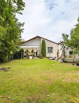 Gepflegter Bungalow in zentraler Wohnlage von Pinneberg mit Gartenidylle - Pinneberg