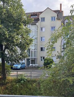 Gepflegte 2- Zimmer- Eigentumswohnung mit Fahrstuhl in Borsdorf - Borsdorf