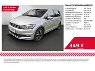 VW Touran, 2.0 TDi Highline, Jahr 2022 - Bad Segeberg