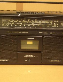 Lot Radiosammler/ -Bastler nur ABHOLUNG 6 Geräte - Oberhaching